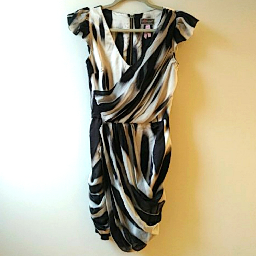 Size 2 Lipsy of London dress